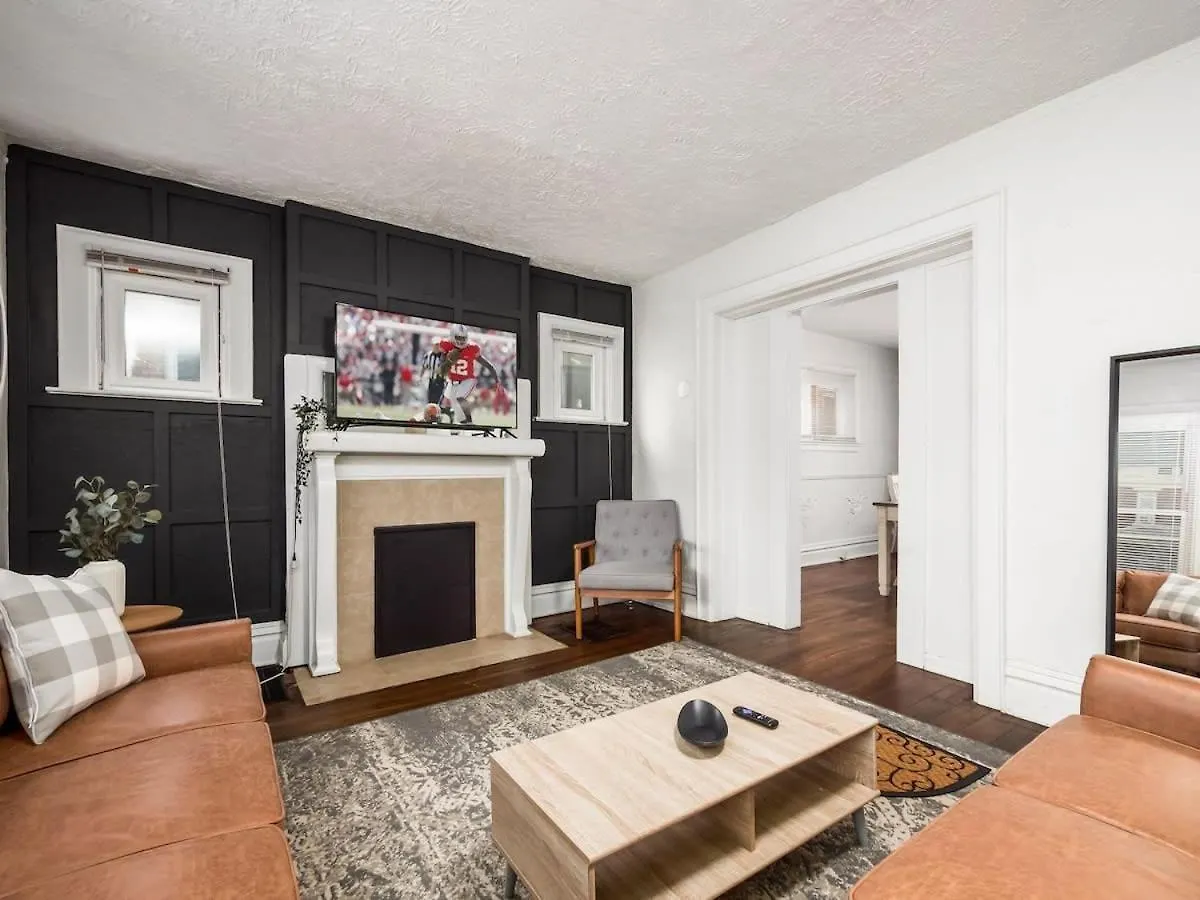 Large 5 Bedroom House Next To Osu, Sleeps 16 Columbus Stati Uniti