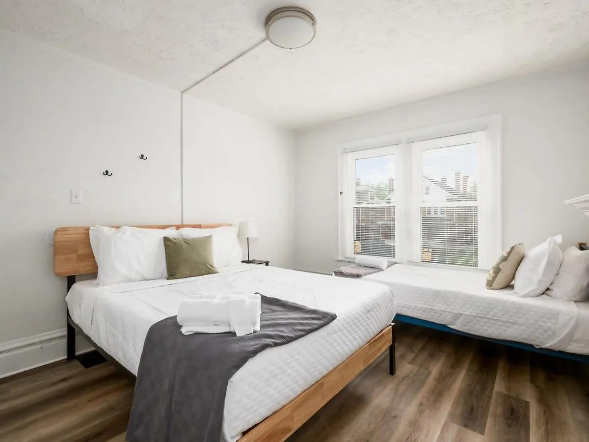 Large 5 Bedroom House Next To Osu, Sleeps 16 Columbus 0*,