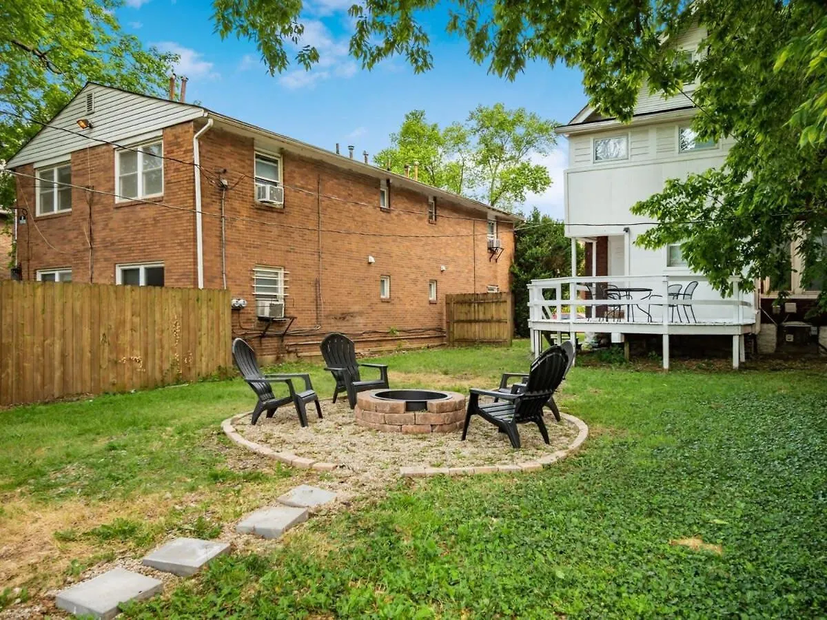 Holiday home Large 5 Bedroom House Next To Osu, Sleeps 16 Columbus
